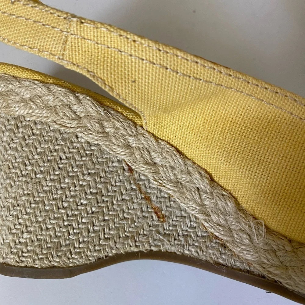 Zoe & Zac yellow canvas and jute wedges, Sz. 8